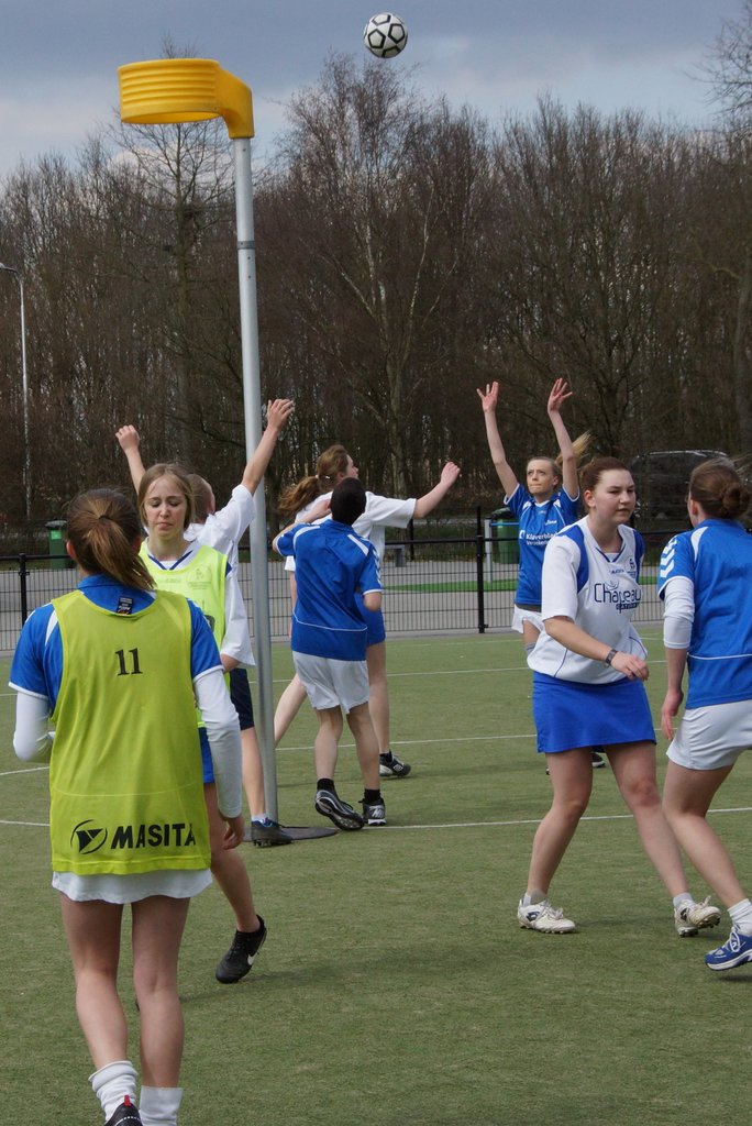 Korfbal B3  13 april-026.JPG